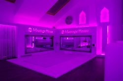 1001 nights erotic massage room